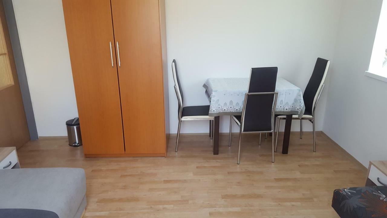 Ubytovanie Adka Hotel Levoča Exterior foto